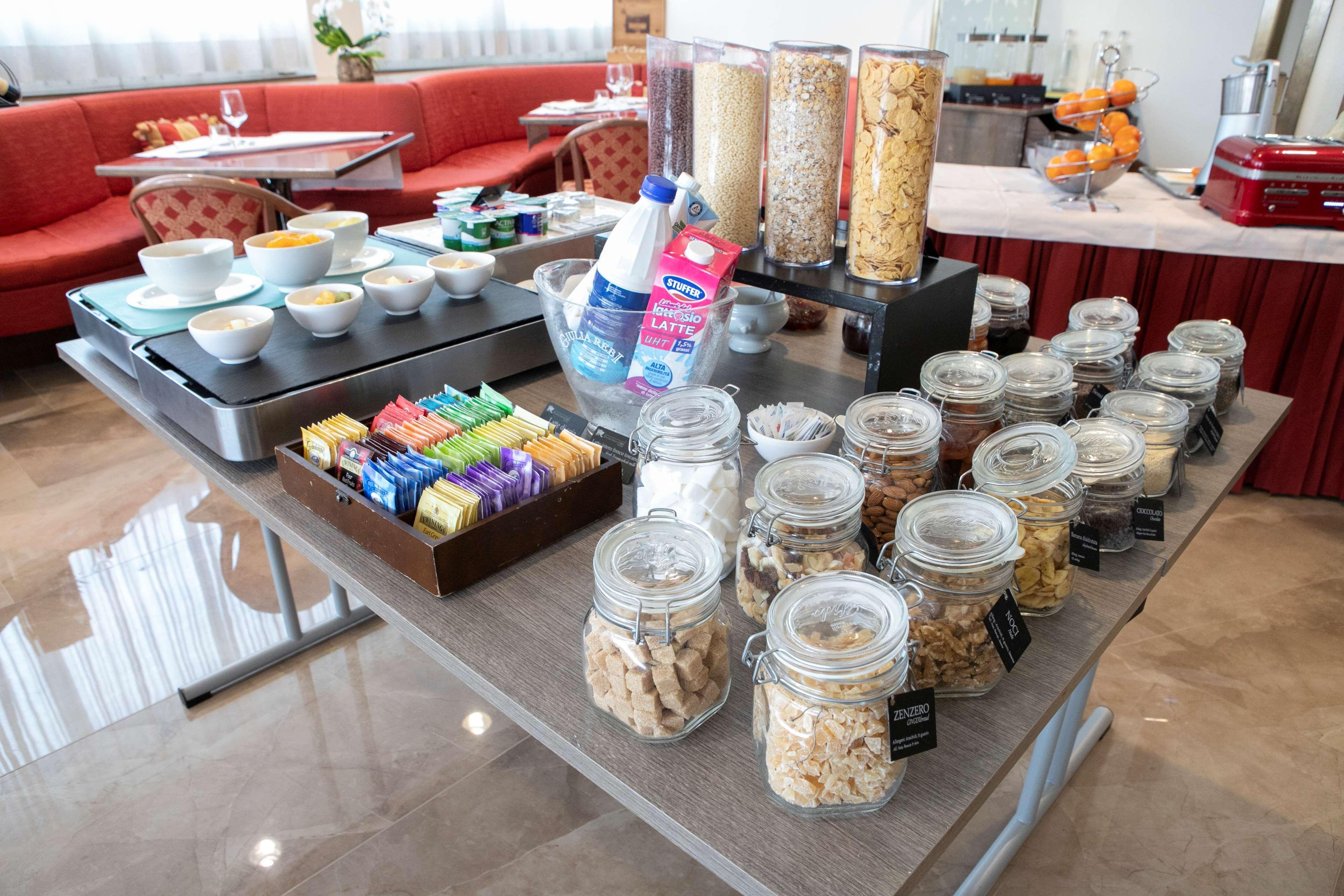 Etrusco Arezzo Hotel; Sure Hotel Collection by Best Western Esterno foto